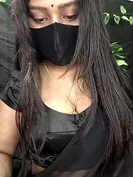 Snapshot of Idhika_Paul chatting on December 1, 2025, 4:41 pm Idhika Paul online show from December 1, 2025, 4:41 pm