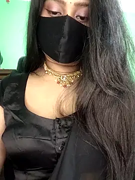 Idhika Paul online show from February 8, 2026, 12:52 am