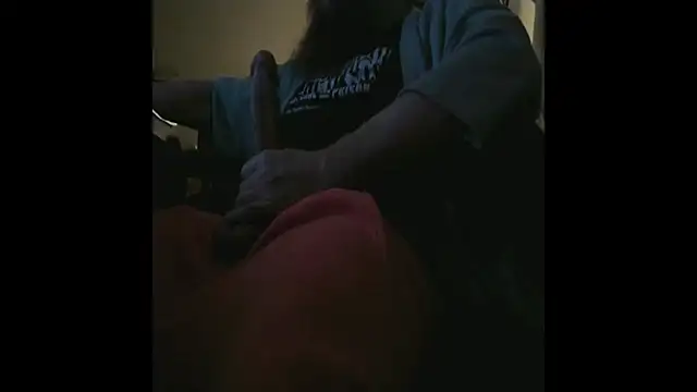 MagnusCox1 online show from December 21, 2025, 4:58 am