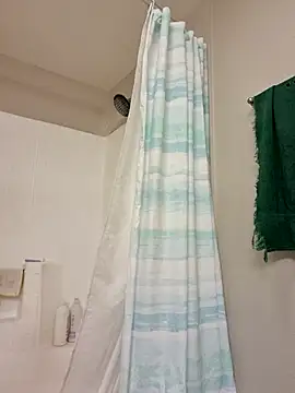 yourdirtysecret 23 online show from April 12, 2026, 7:39 pm