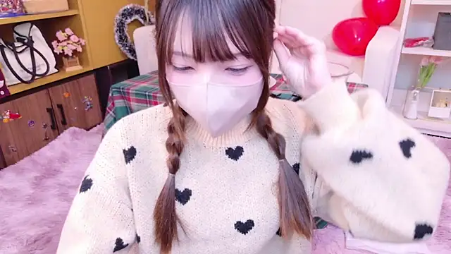 Snapshot of Naachan_ chatting on February 13, 2025, 2:52 pm Naachan  online show from February 13, 2025, 2:52 pm