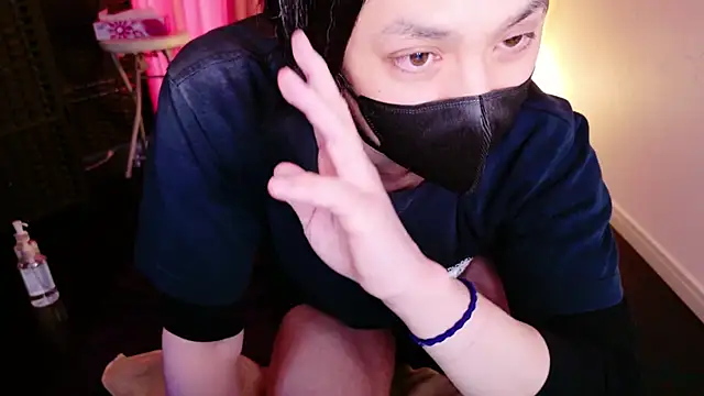 Snapshot of -victory-fox chatting on February 1, 2026, 10:30 pm -victory-fox online show from February 1, 2026, 10:30 pm