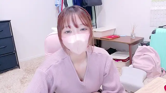 Yui-Ch online show from March 8, 2026, 1:14 pm