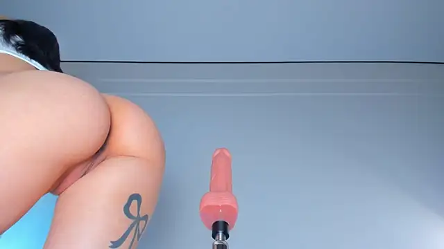 maakimo online show from February 18, 2026, 7:06 am