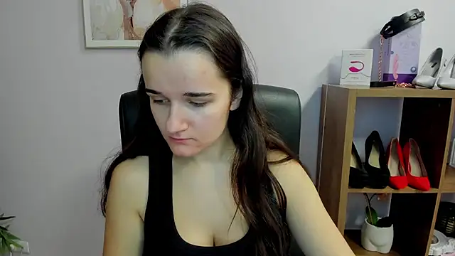 Snapshot of KateDelight chatting on November 8, 2025, 7:45 am KateDelight online show from November 8, 2025, 7:45 am