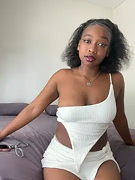 Snapshot of THEBUTTERNUT chatting on February 14, 2026, 9:53 am THEBUTTERNUT online show from February 14, 2026, 9:53 am