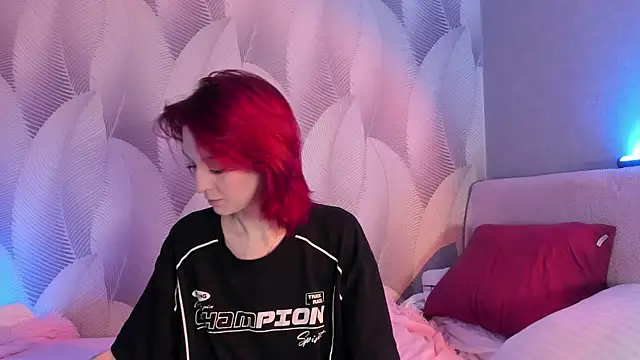 CrystalRey online show from March 2, 2025, 4:50 am