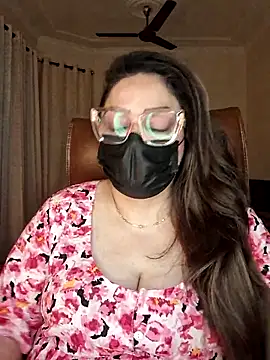 Snapshot of SEXY-Sardarni chatting on February 10, 2026, 3:11 pm SEXY-Sardarni online show from February 10, 2026, 3:11 pm