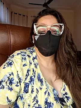 Snapshot of SEXY-Sardarni chatting on April 13, 2026, 8:18 am SEXY-Sardarni online show from April 13, 2026, 8:18 am