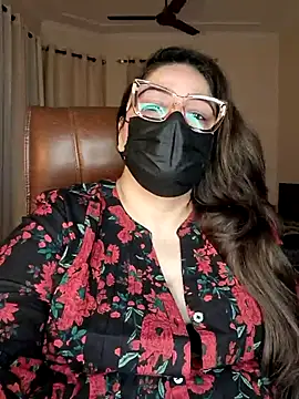 Snapshot of SEXY-Sardarni chatting on February 19, 2026, 2:58 pm SEXY-Sardarni online show from February 19, 2026, 2:58 pm