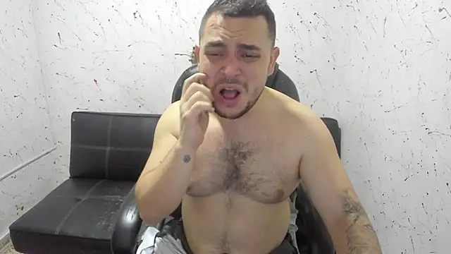 Snapshot of _ace_ventura chatting on December 4, 2025, 5:01 pm ace ventura online show from December 4, 2025, 5:01 pm