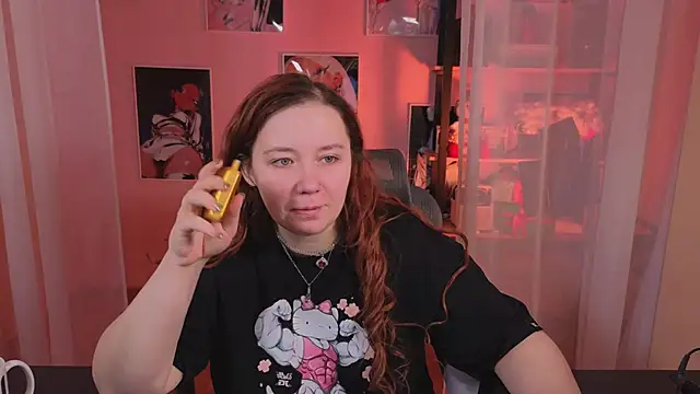 carolina elf online show from November 29, 2025, 12:16 pm