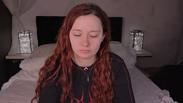 carolina elf online show from October 26, 2025, 9:31 am