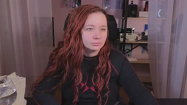 carolina elf online show from October 24, 2025, 10:36 am