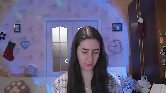 INELIKA online show from February 15, 2026, 9:14 pm