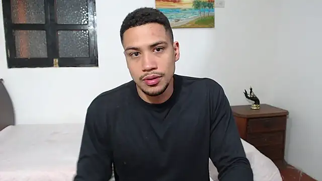 Jhors  Collens online show from December 4, 2025, 1:04 am