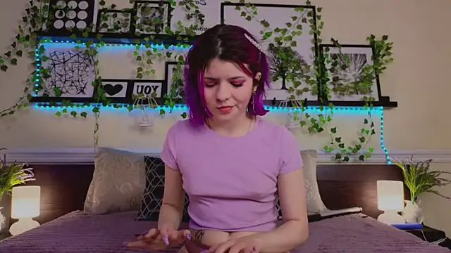 Snapshot of Katya_Zaitseva chatting on March 8, 2025, 11:28 pm Katya Zaitseva online show from March 8, 2025, 11:28 pm