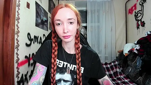 Snapshot of Roxy_Silver chatting on November 20, 2025, 8:09 pm Roxy Silver online show from November 20, 2025, 8:09 pm