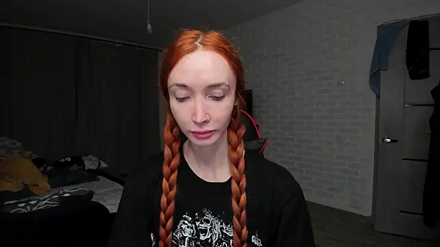 Snapshot of Roxy_Silver chatting on November 24, 2025, 8:53 pm Roxy Silver online show from November 24, 2025, 8:53 pm