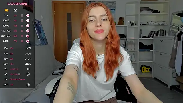Snapshot of broosnica1 chatting on July 17, 2026, 7:16 am broosnica1 online show from July 17, 2026, 7:16 am