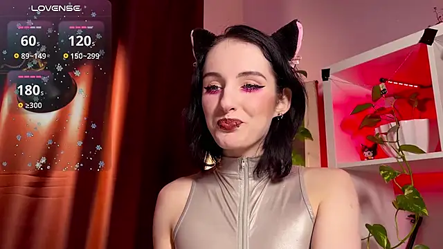 Alice Succuby online show from February 3, 2025, 7:52 pm