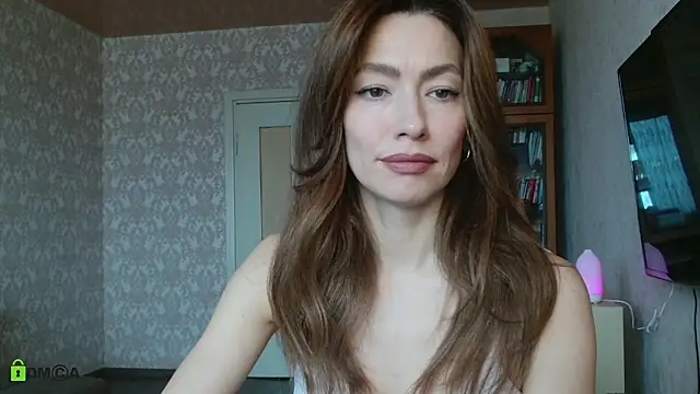 Snapshot of alicia_spicy chatting on October 16, 2025, 4:43 am alicia spicy online show from October 16, 2025, 4:43 am