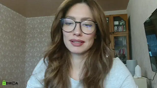 Snapshot of alicia_spicy chatting on October 18, 2025, 10:06 am alicia spicy online show from October 18, 2025, 10:06 am