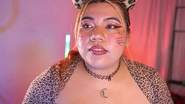 Samanta cutee online show from February 18, 2026, 1:03 am