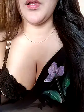 Snapshot of AK---47 chatting on November 16, 2025, 6:40 am AK---47 online show from November 16, 2025, 6:40 am