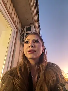 Snapshot of GinaMence chatting on September 18, 2025, 4:43 pm GinaMence online show from September 18, 2025, 4:43 pm