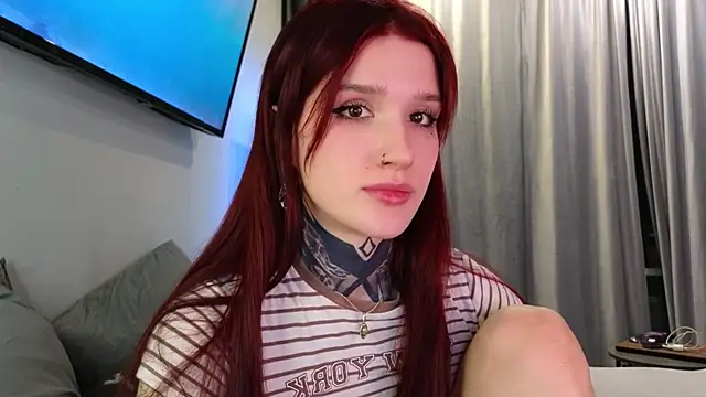 SophieInkk online show from March 12, 2026, 10:25 pm