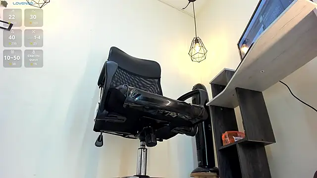 victoria Christie online show from September 18, 2025, 10:29 am