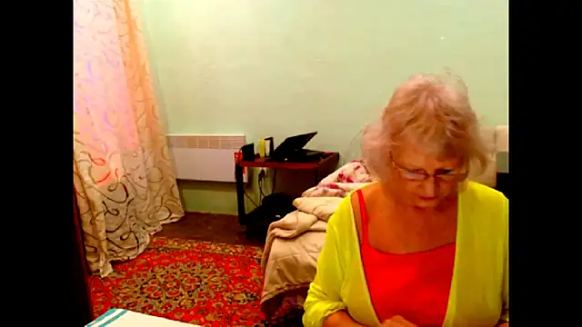 Natali7634 online show from November 12, 2025, 1:04 pm