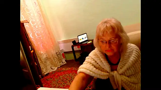 Natali7634 online show from October 22, 2025, 6:57 am