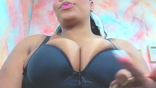 Snapshot of Idiris_big chatting on November 6, 2025, 2:10 pm Idiris big online show from November 6, 2025, 2:10 pm