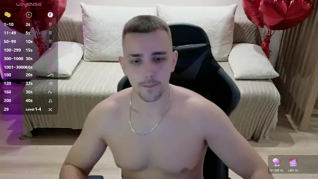 Larstar01 online show from October 29, 2025, 10:42 pm