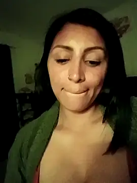 Snapshot of tiffani__love chatting on September 29, 2025, 1:56 am tiffani love online show from September 29, 2025, 1:56 am