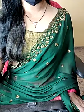 Snapshot of Nithya_05 chatting on January 17, 2026, 5:22 am Nithya 05 online show from January 17, 2026, 5:22 am