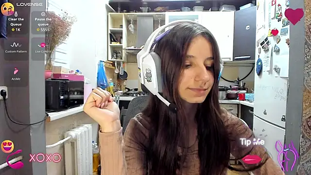 Snapshot of _Nika_Kik chatting on October 27, 2025, 2:51 pm Nika Kik online show from October 27, 2025, 2:51 pm