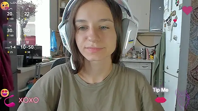 Snapshot of _Nika_Kik chatting on September 27, 2025, 8:20 am Nika Kik online show from September 27, 2025, 8:20 am