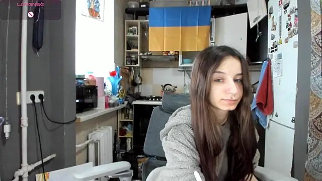 Snapshot of _Nika_Kik chatting on April 23, 2026, 8:32 am Nika Kik online show from April 23, 2026, 8:32 am