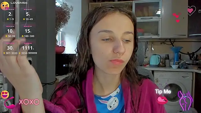 Snapshot of _Nika_Kik chatting on October 15, 2025, 11:07 am Nika Kik online show from October 15, 2025, 11:07 am