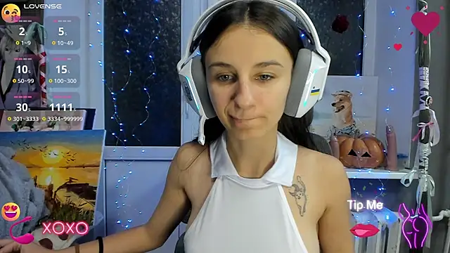 Snapshot of _Nika_Kik chatting on November 1, 2025, 8:57 pm Nika Kik online show from November 1, 2025, 8:57 pm