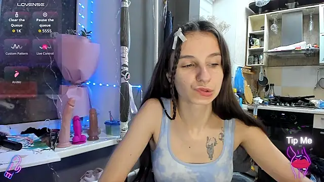 Snapshot of _Nika_Kik chatting on November 28, 2025, 4:07 pm Nika Kik online show from November 28, 2025, 4:07 pm