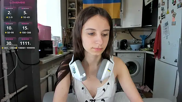 Snapshot of _Nika_Kik chatting on June 20, 2026, 8:41 am Nika Kik online show from June 20, 2026, 8:41 am