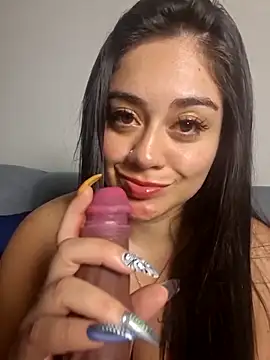 Snapshot of nahomi_sweett chatting on March 15, 2026, 3:35 am nahomi sweett online show from March 15, 2026, 3:35 am