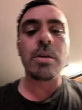 jonnyjenner online show from October 3, 2025, 4:36 am