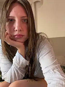 Sashabunny online show from April 12, 2026, 8:01 pm