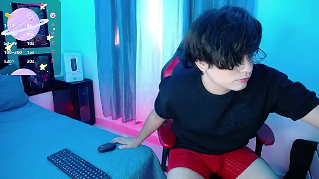 Snapshot of andyboy- chatting on March 11, 2025, 9:59 pm andyboy- online show from March 11, 2025, 9:59 pm