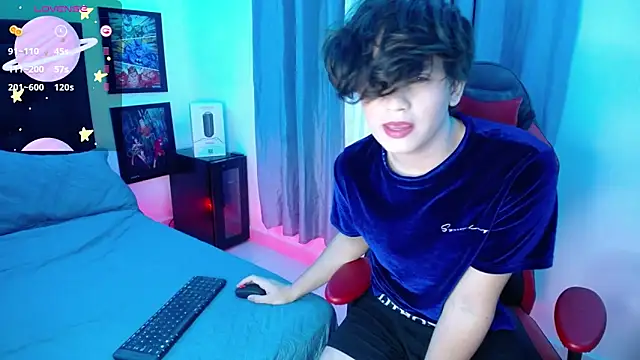 Snapshot of andyboy- chatting on March 23, 2025, 12:36 am andyboy- online show from March 23, 2025, 12:36 am